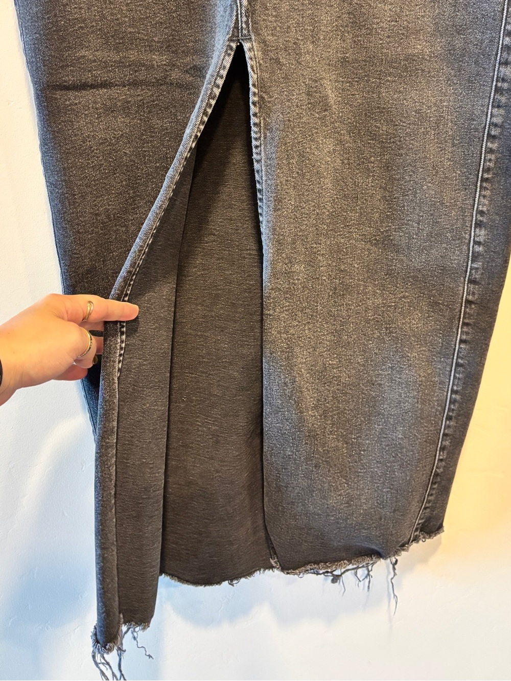 Express Size 8 High-Waisted
Denim Maxi Skirt with Front Slit in Black - Picture 3 of 6